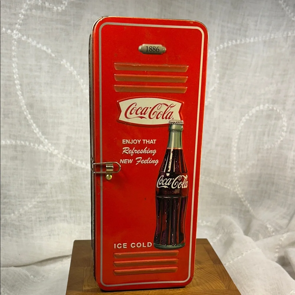 Vintage Coca Cola pencil box